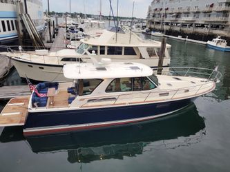 43' Sabre 2023 Yacht For Sale